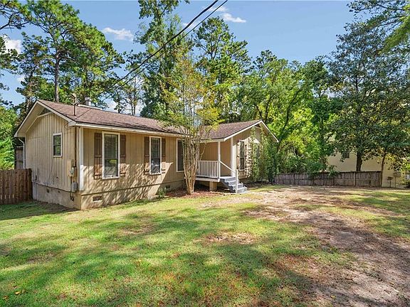 3rd image of 207 Ridgewood Dr