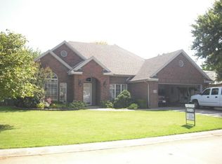 2309 Pinewood Dr, Woodward, OK 73801