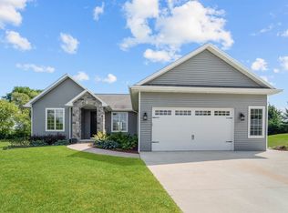 N2280 Hayton Rd, NEW HOLSTEIN, WI 53061