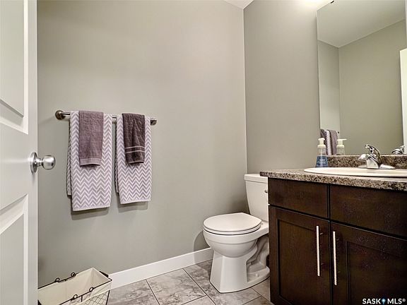 3rd image of 2051 Nicholson Road