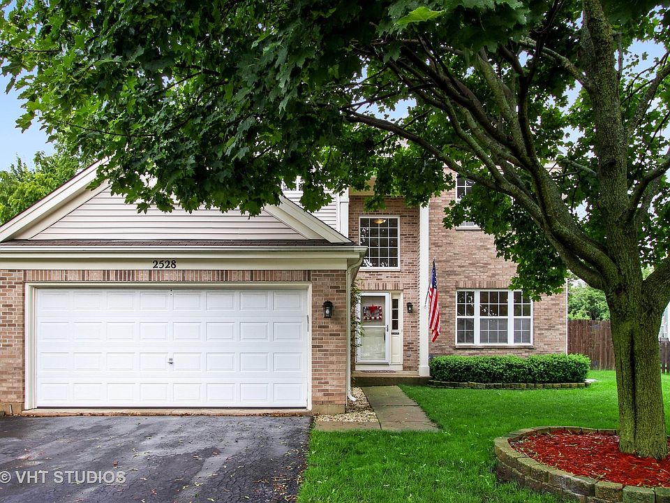 1st image of 2528 N Silver Oaks Dr