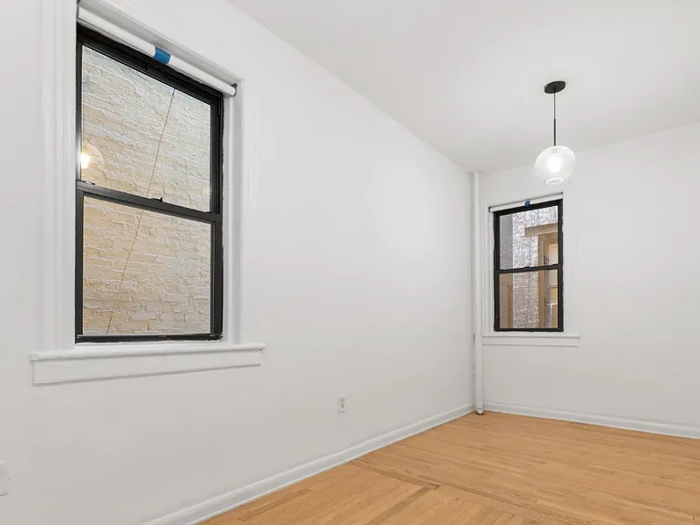 61 E 3rd St #14 — Photo 4
