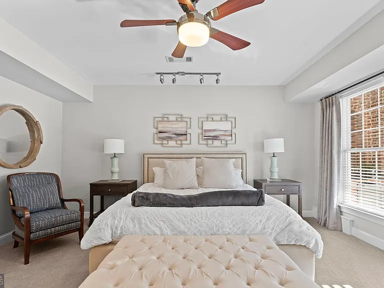 102 N Cove Dr — Photo 31