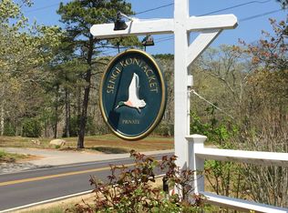 4 Quail Run #24, Oak Bluffs, MA 02557