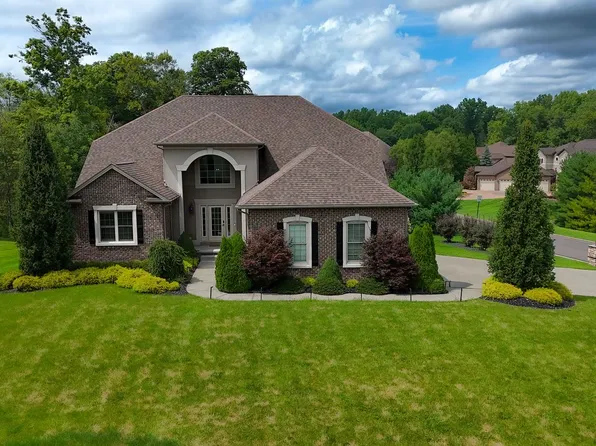 1600 Gully Top Ln, Canfield, OH 44406