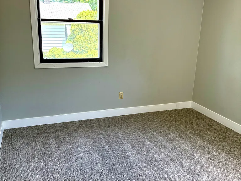 4028 N Illinois Ave #8 — Photo 8