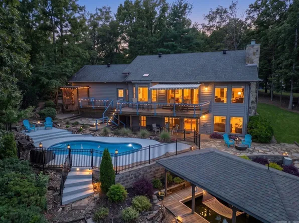 3 Provecho Ln, Hot Springs Village, AR 71909