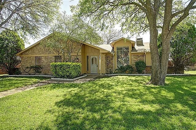 1st image of 2116 Stone Creek Dr