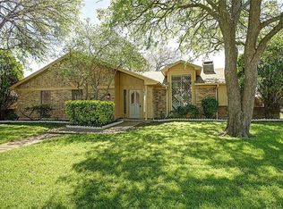 2116 Stone Creek Dr, Plano, TX 75075