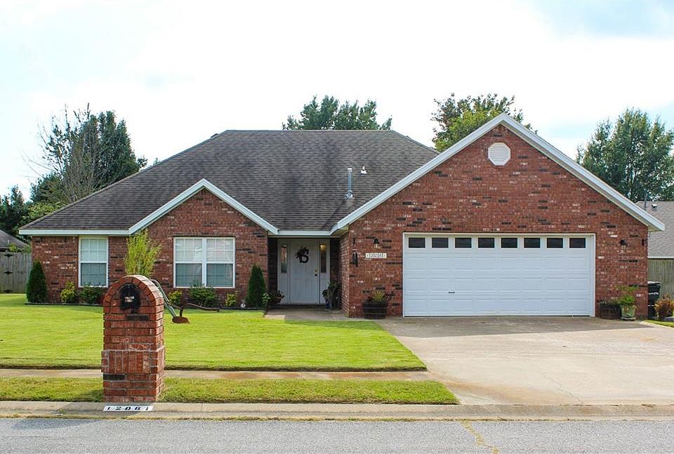1st image of 12061 Shark Ln
