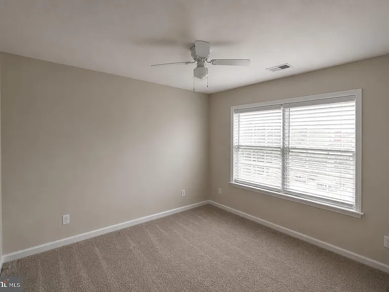 38 Hot Springs Way — Photo 12