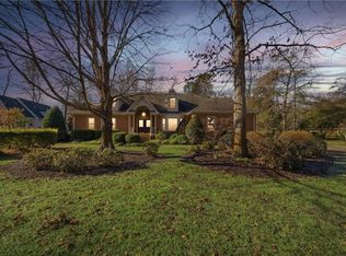 4044 Devon Dr, Chesapeake, VA 23321