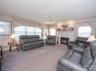 25 Bennett Rd, Matawan, NJ 07747