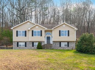 10464 Card Rd, Soddy Daisy, TN 37379