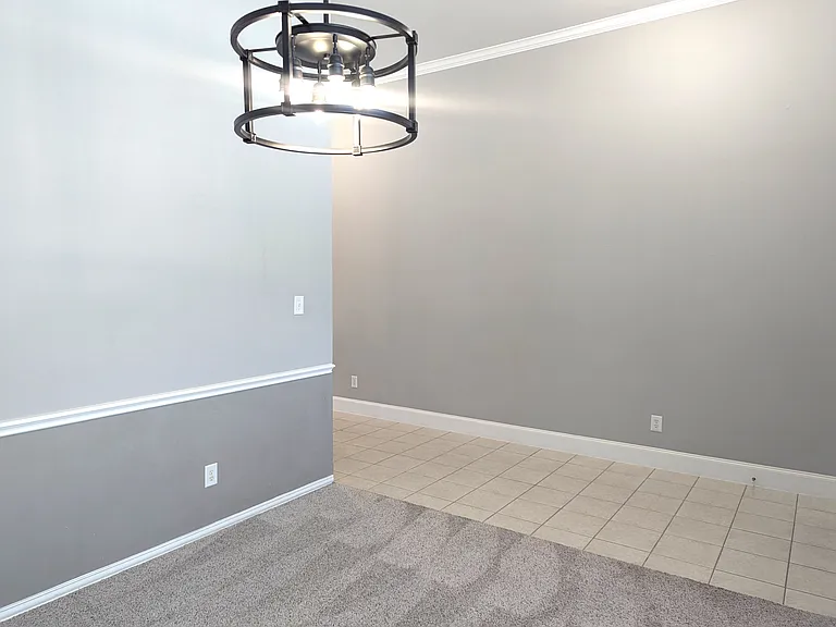 4200 Tiffany Dr — Photo 3