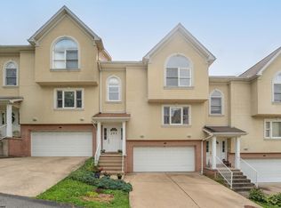 203 Palisades Dr, Morgantown, WV 26508