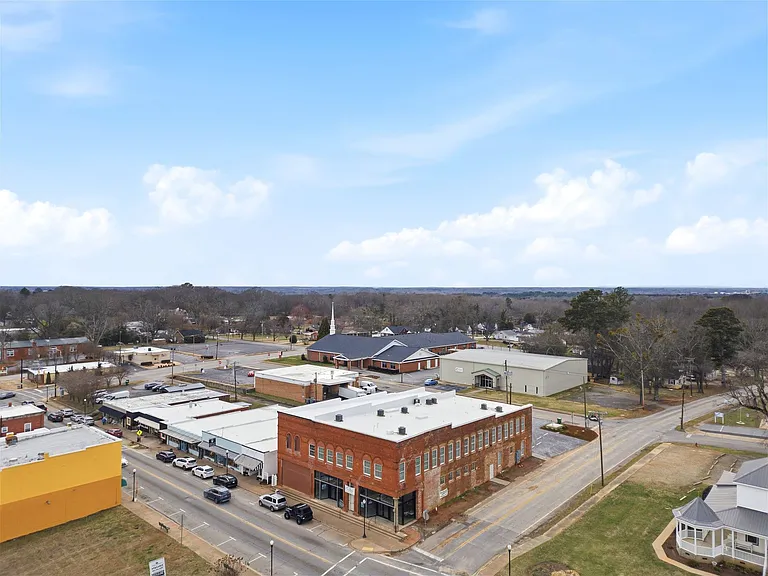 Potter's Lofts - Main Street, Cowpens SC — Photo 4