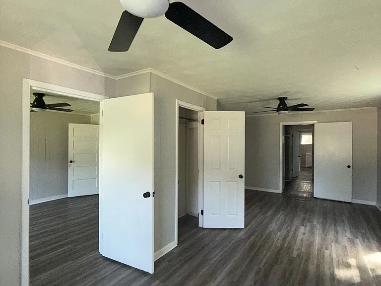 313 Eastland Ave — Photo 14