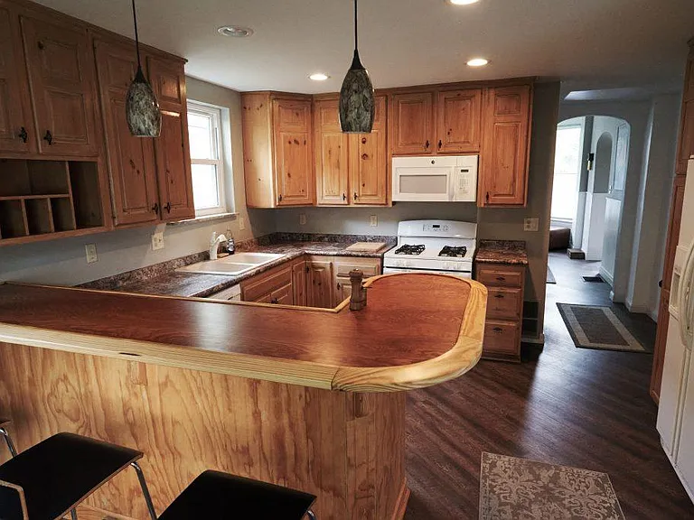 6735 Cambridge Ave #1 — Photo 1