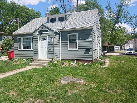 2nd image of 108-110 N Russell Ave