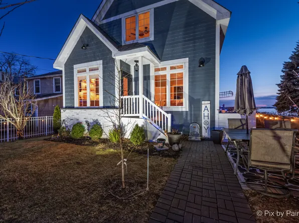 26089 W Calhoun Ave, Antioch, IL 60002