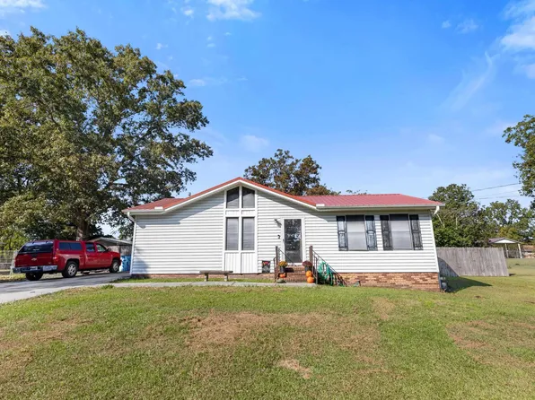 709 Cherokee Trl, Warrior, AL 35180