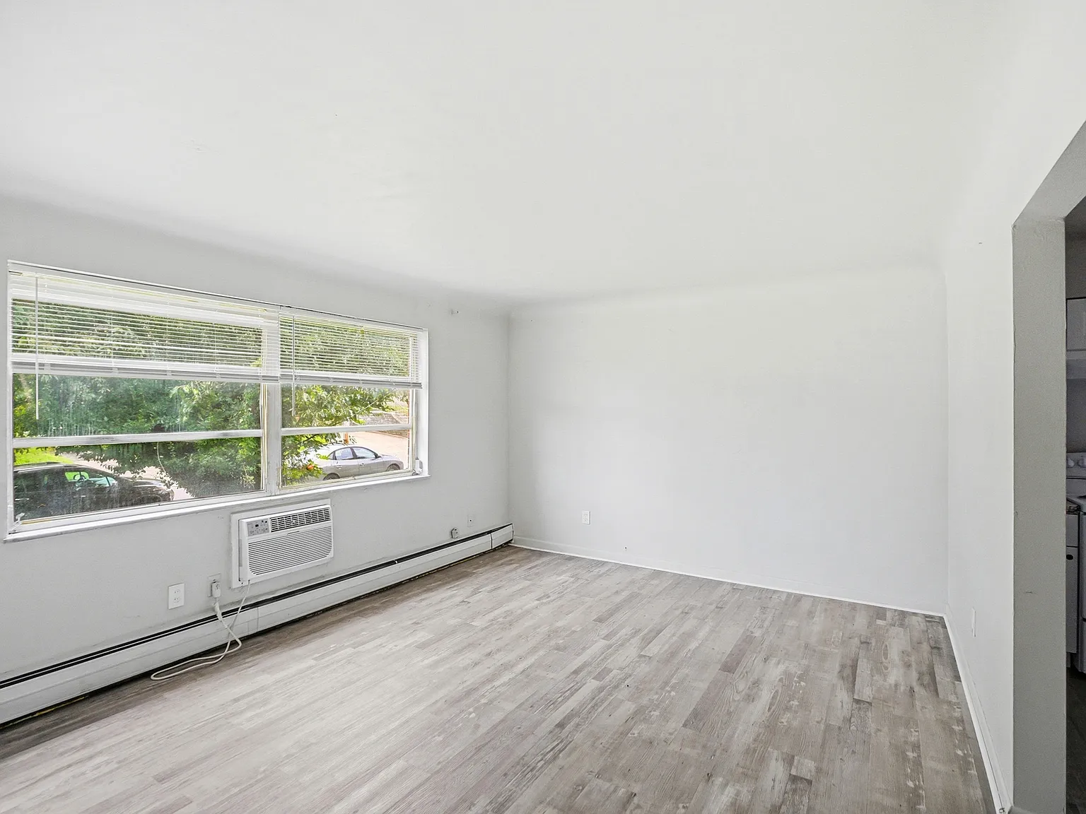 1 bed, $925 — Photo 2