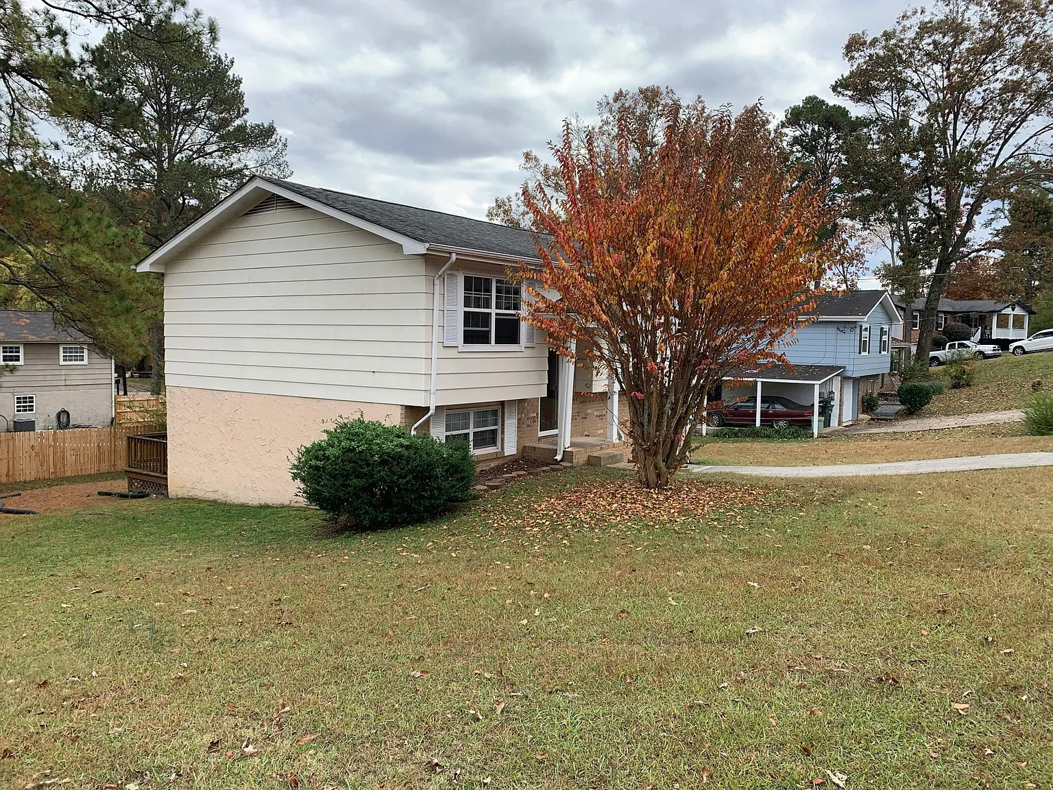 4706 Enterprise Ln — Photo 3