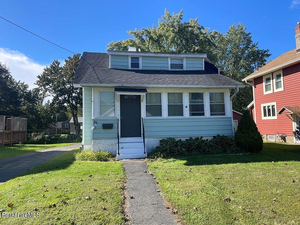 1st image of 88 Cromwell Ave