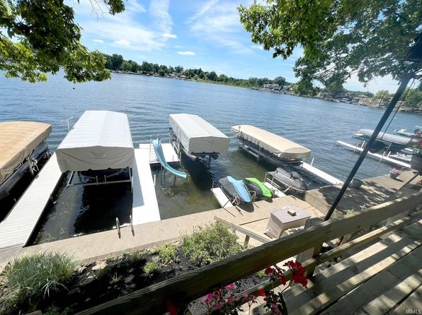 1120 Ln 210 Hamilton Lk, Hamilton, IN 46742