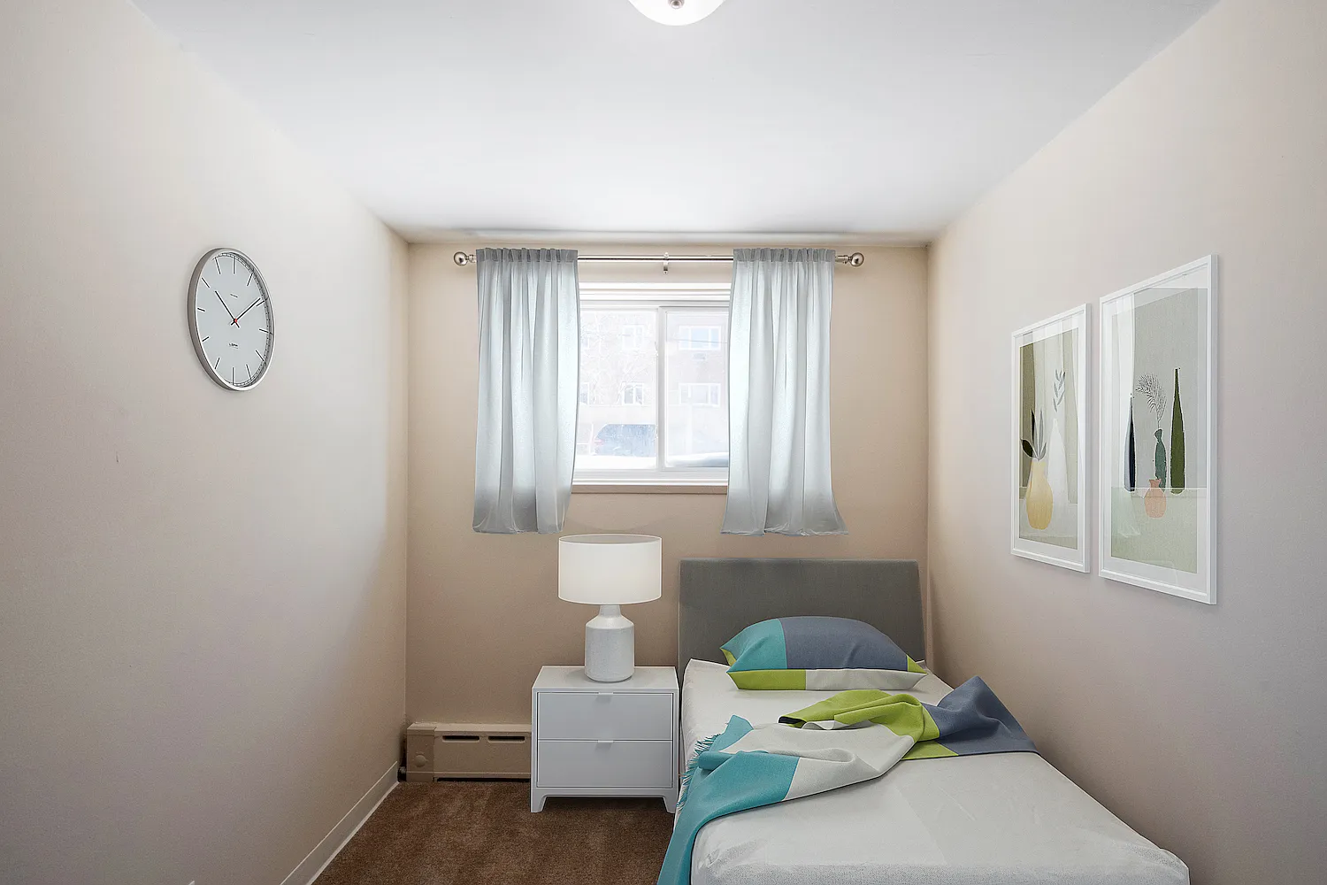 Edison Court — Photo 2