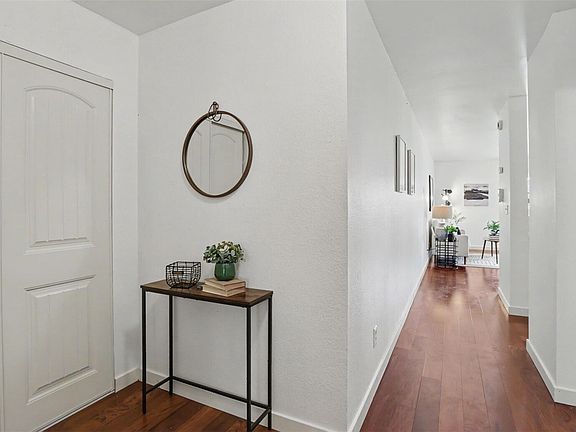2nd image of 17431 Ambaum Boulevard S #D2