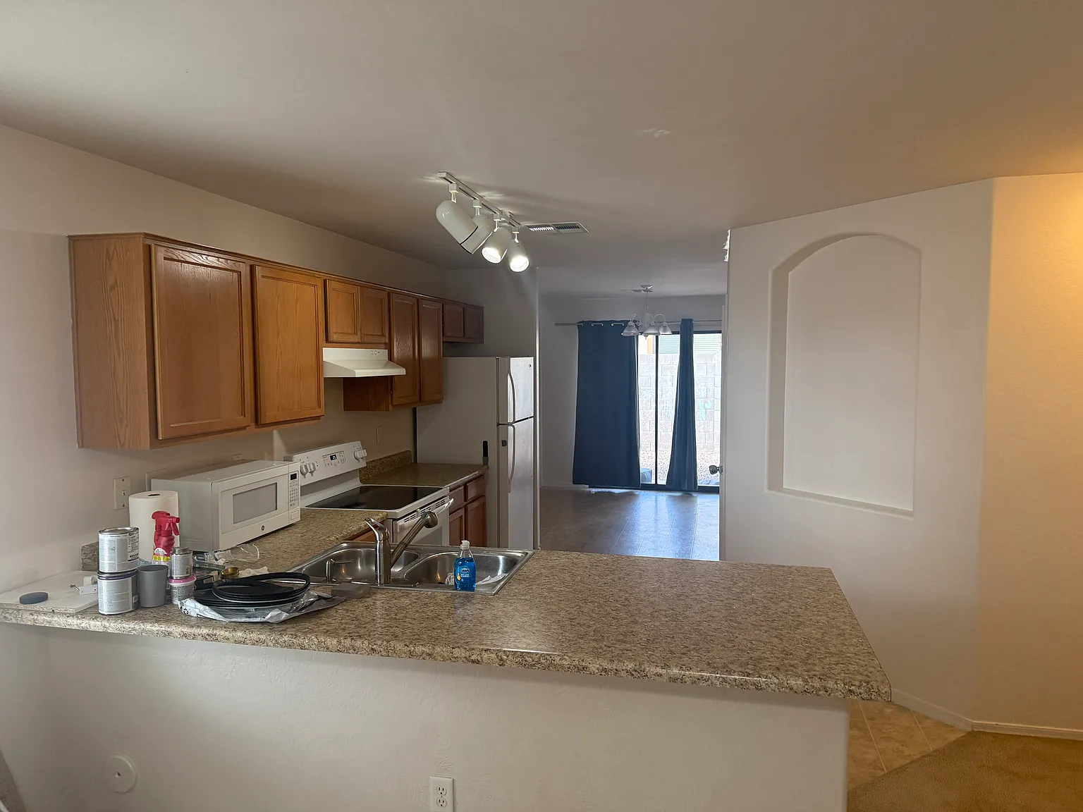 2078 E 28th Ave — Photo 3