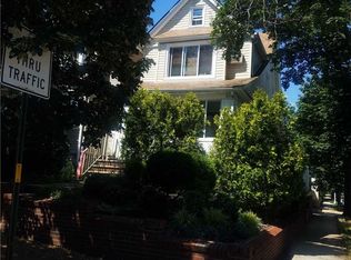 7802 65th St, Ridgewood, NY 11385