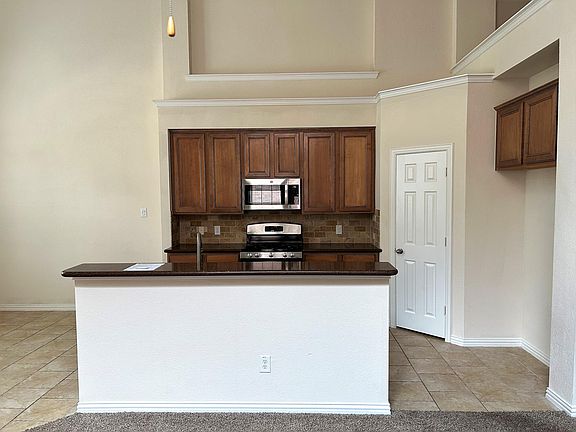 3rd image of 2120 Prager Port Ln