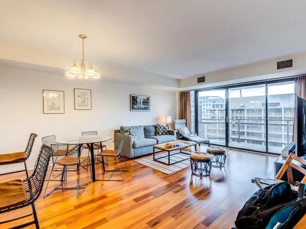 1530 Key Blvd, Arlington, VA