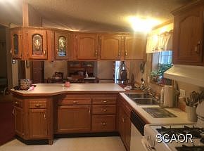 2nd image of 12030 Glen Cir