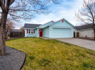 484 NE Spruce Ct, Redmond, OR 97756