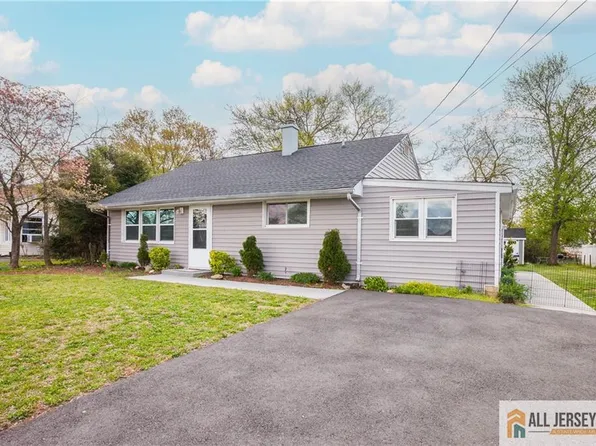 509 New Durham Rd, Piscataway, NJ 08854