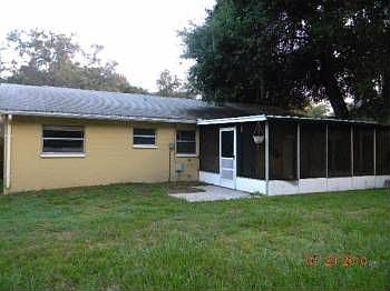 3rd image of 1562 Cumberland Ln
