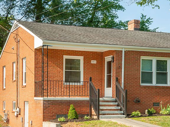 2nd image of 2218 Wayne Ave #A