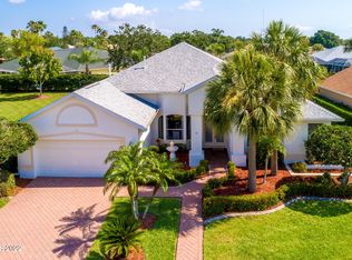 872 Coopers Hawk Ct, Rockledge, FL 32955
