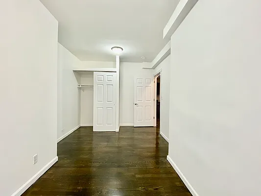 Rented by Compass | media 9