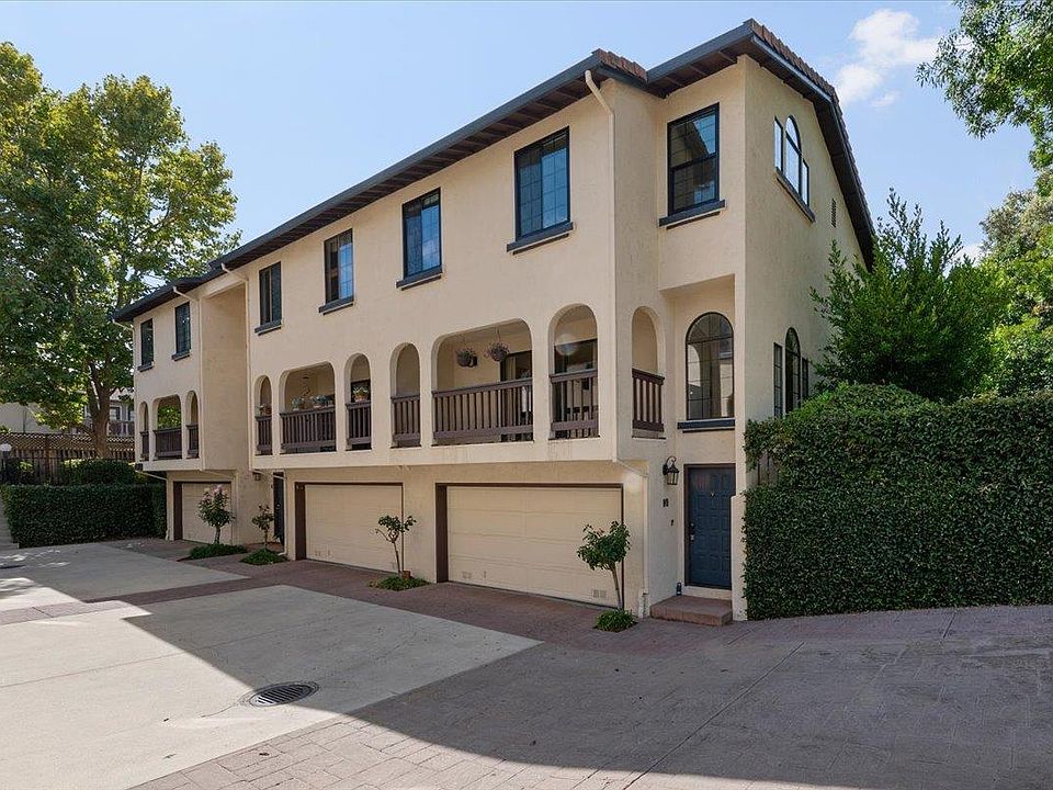 1st image of 1971 W Middlefield Rd APT 10