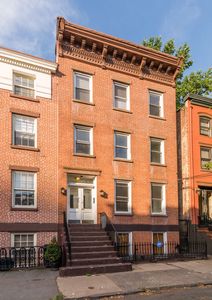 55 Wayne St, Jersey City, NJ, 07302