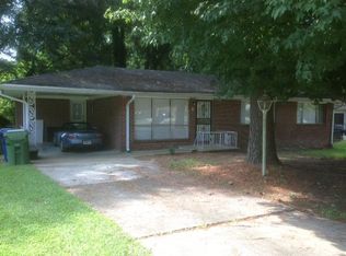 1673 Barrett Dr NW, Atlanta, GA 30318