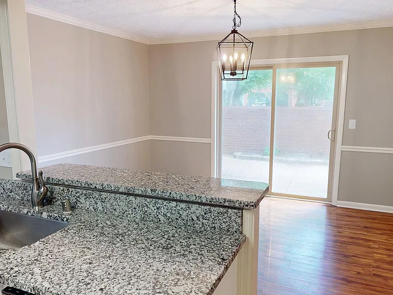 2140 Fort Harrods Dr #7 — Photo 11