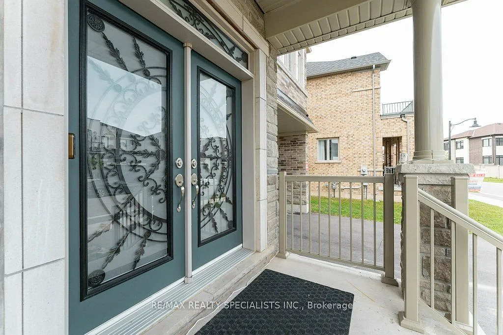 5 bed, $4,550 — Photo 3