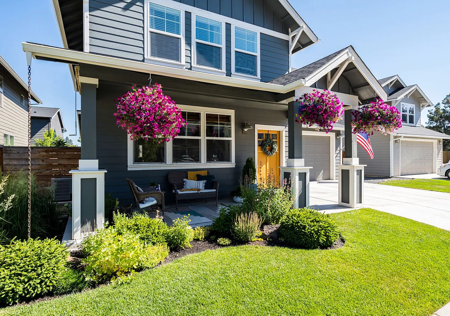 Stunning 4 bedroom home with an office, fenced yard, and farmhouse accents throughout. — Photo 1