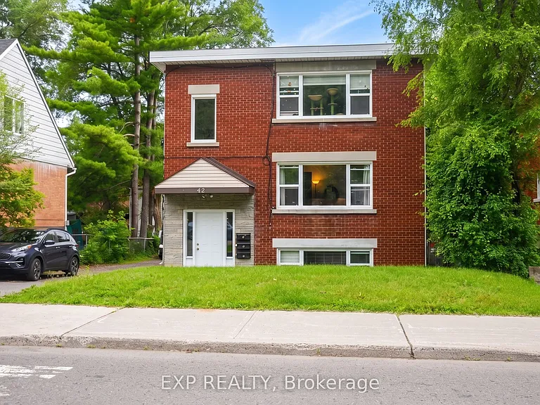 42 Lavergne St — Photo 1